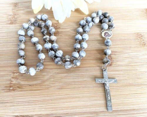 Holy Land Rosary from Jericho with Virgin Mary