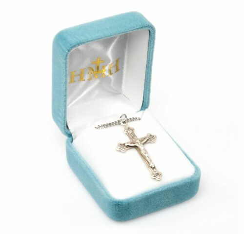 Vine and Leaf Pattern Sterling Silver Crucifix - Image 3