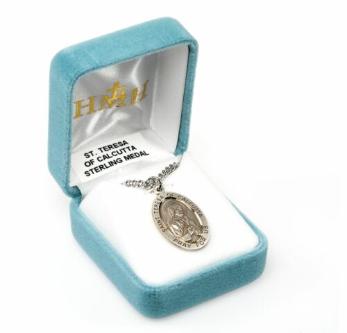 Patron Saint Teresa of Calcutta Oval Sterling Silver Medal - Image 4